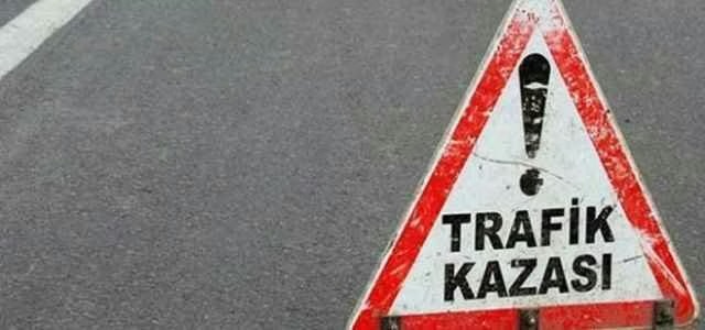 Alanya – Antalya yolunda feci kaza! Araçlar hurda yığınına döndü