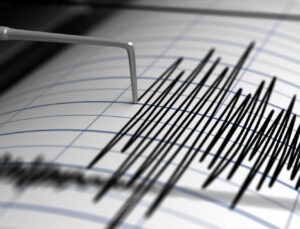 SON DAKİKA! Alanya’da 4 büyüklüğünde deprem