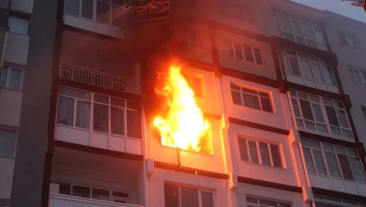 Yangın paniği Alanya’yı sardı: İki ayrı yangına hızlı müdahale